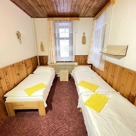 Zlata Vyhlidka Guest house *