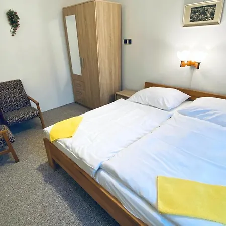 Zlata Vyhlidka Guest house *