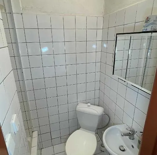 Zlata Vyhlidka 招待所 *